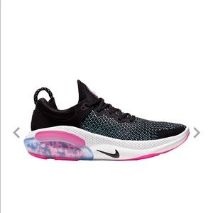 nike joyride run flyknit shoes!